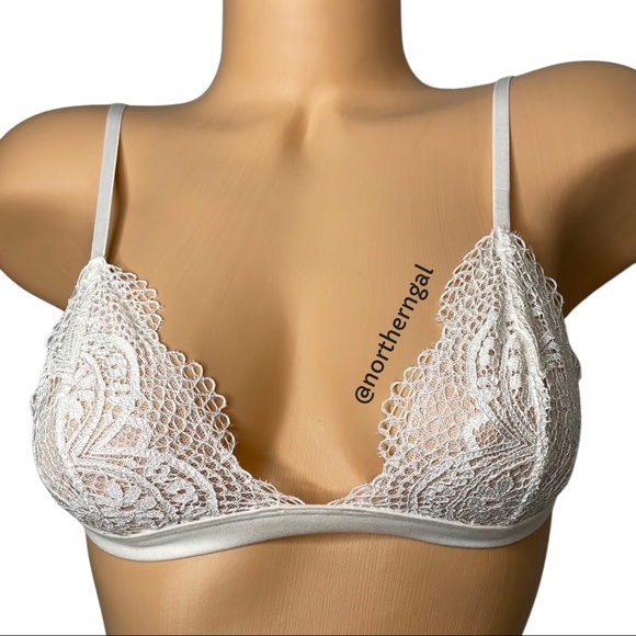 2 Bralettes Bundle-Victoria’s Secret Unlined Lacey Bralette - Picture 2 of 12